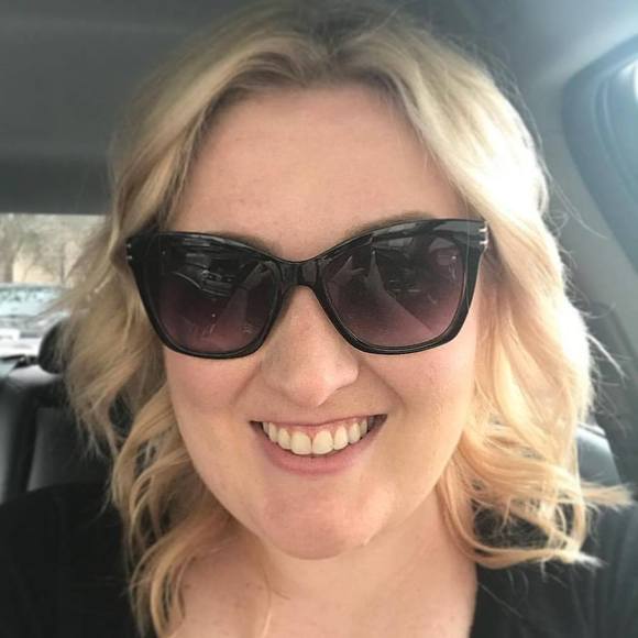 Meet your Posher, Sarah - Picture 1 of 1